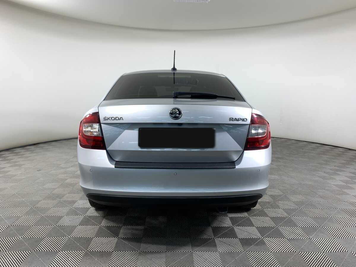 Купить Skoda Rapid с пробегом. Фото: #5