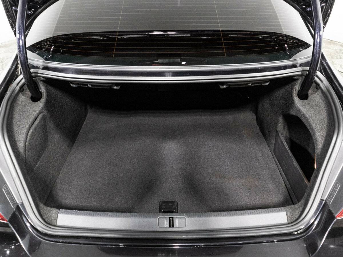Купить Volkswagen Passat CC с пробегом. Фото: #14