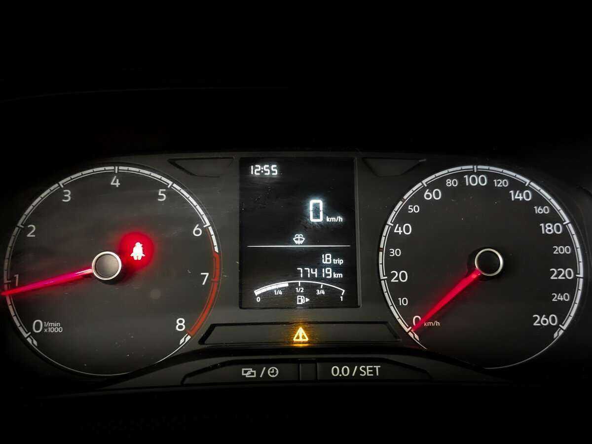 Купить Volkswagen Polo с пробегом. Фото: #11