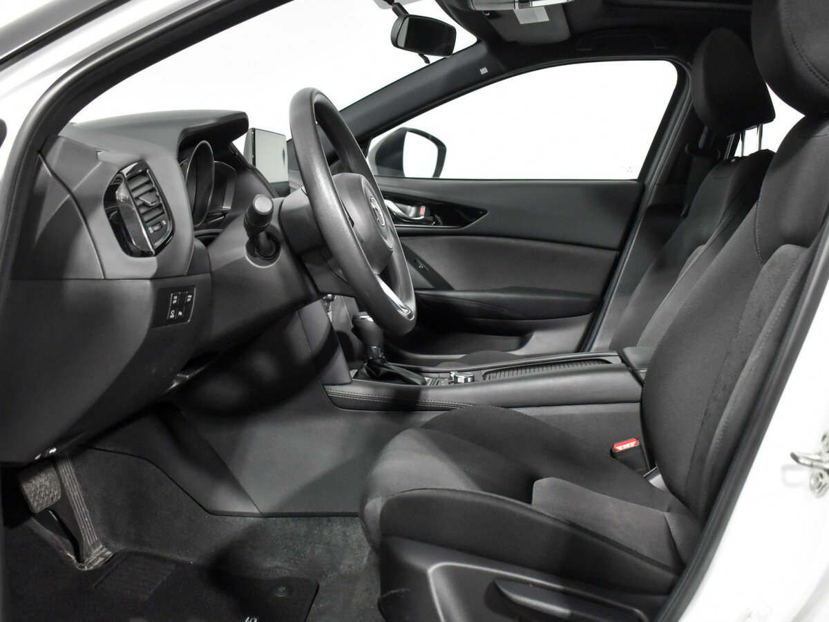 Купить Mazda CX-4 с пробегом. Фото: #9