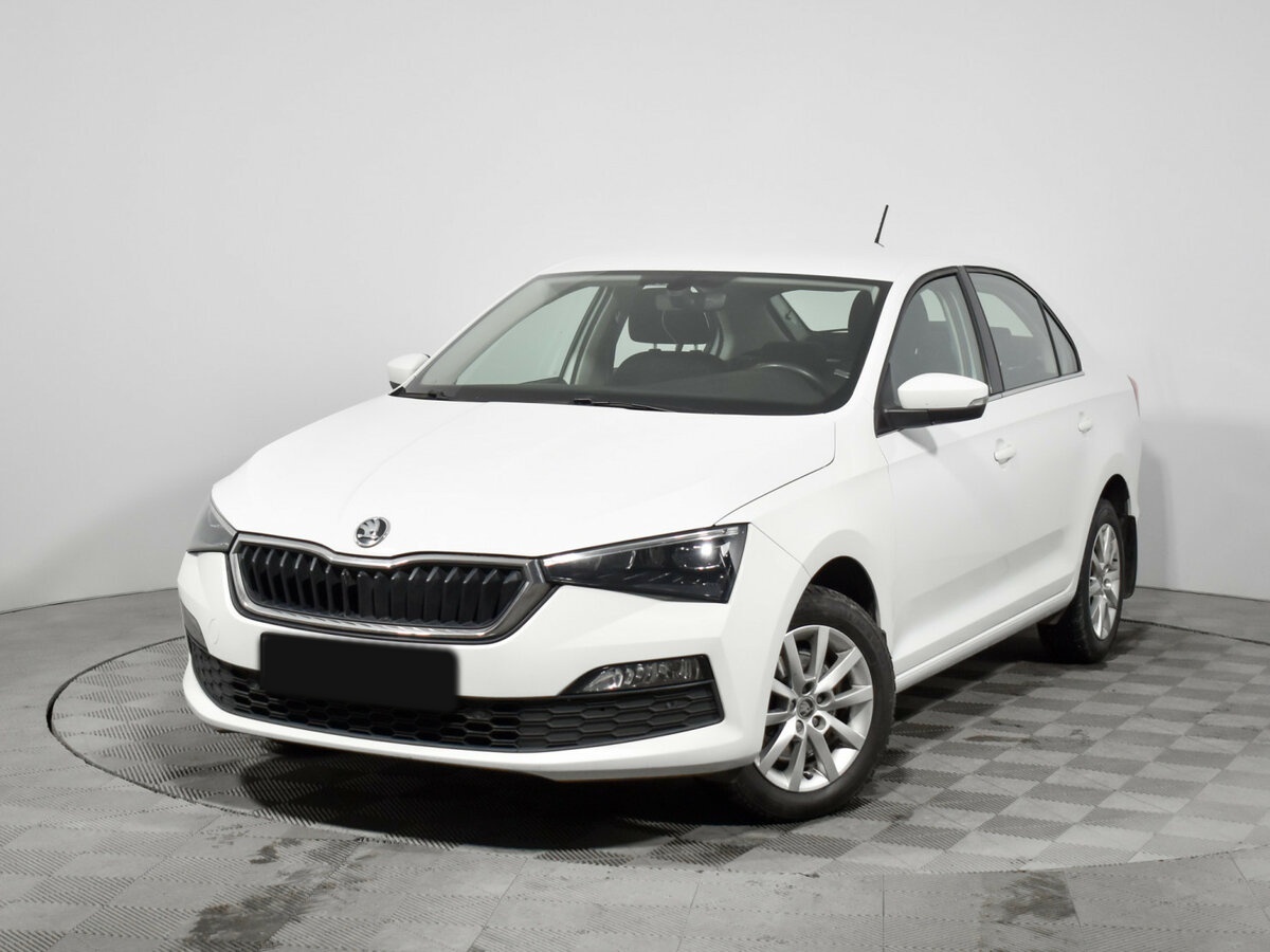 Купить Skoda Rapid с пробегом. Посмотреть фото