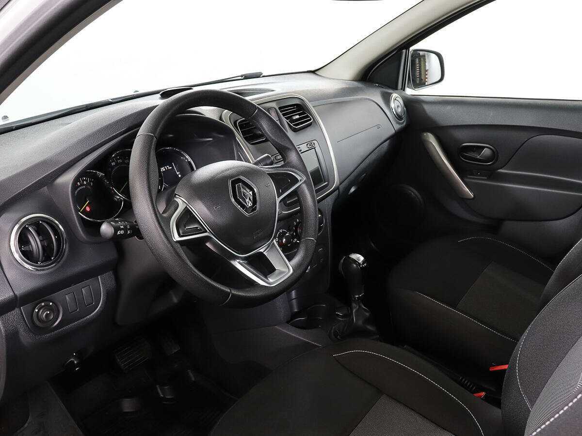 Купить Renault Logan с пробегом. Фото: #11