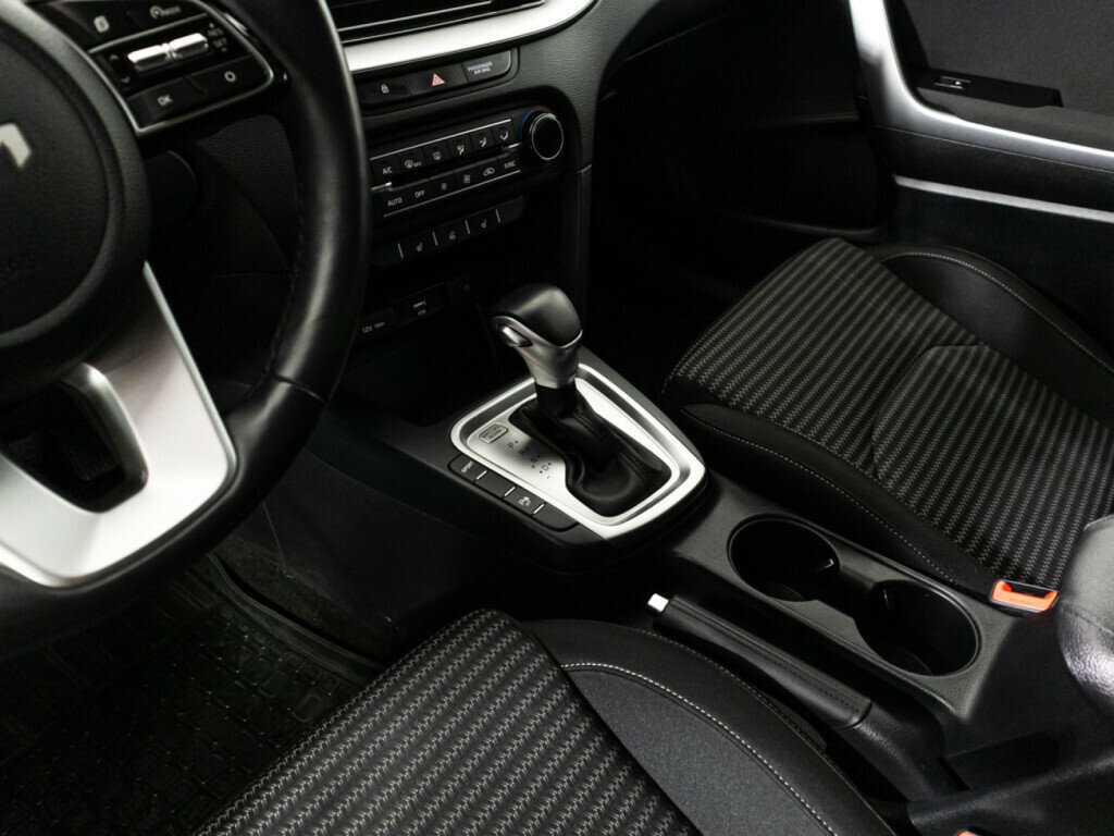 Купить Kia XCeed с пробегом. Фото: #18