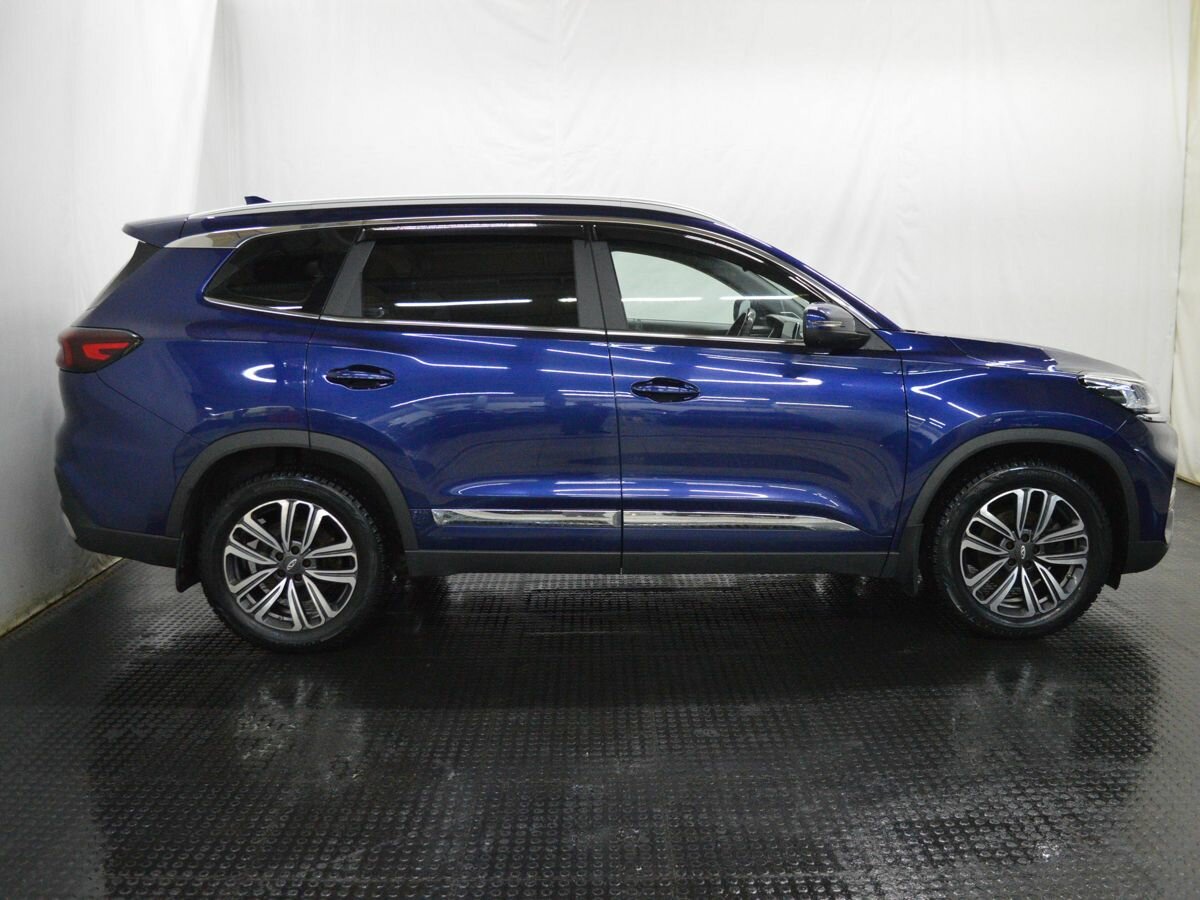 Купить Chery Tiggo 8 с пробегом. Фото: #3