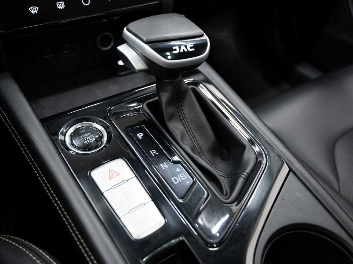 Купить JAC J7 с пробегом. Фото: #19