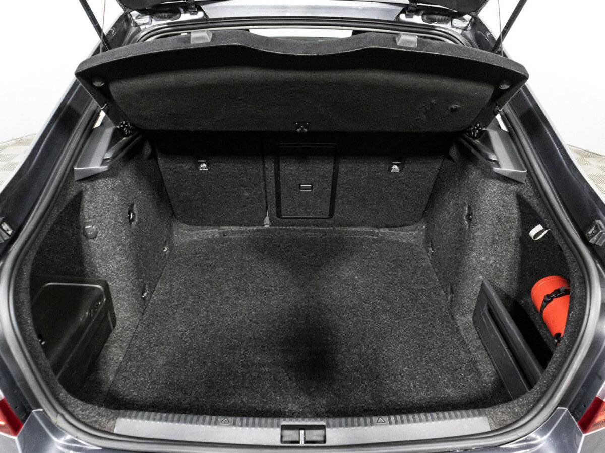 Купить Skoda Octavia с пробегом. Фото: #14