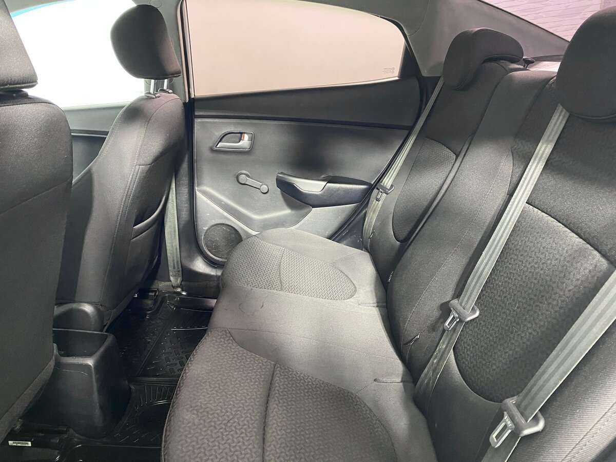 Купить Kia Rio с пробегом. Фото: #11