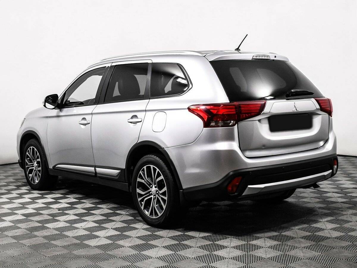 Купить Mitsubishi Outlander с пробегом. Фото: #6