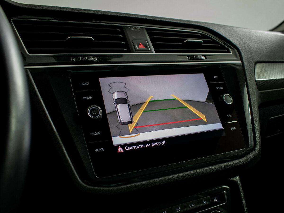 Купить Volkswagen Tiguan с пробегом. Фото: #13