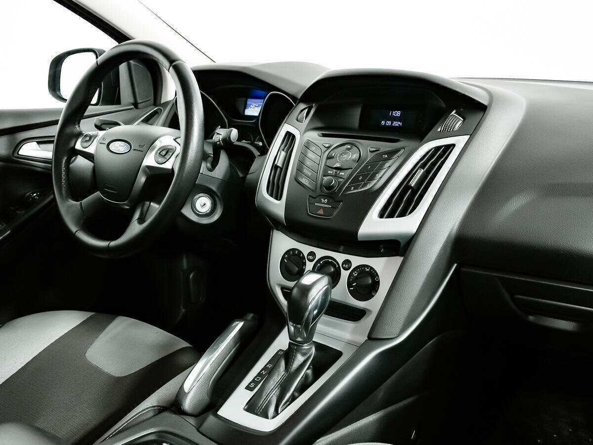 Купить Ford Focus с пробегом. Фото: #8