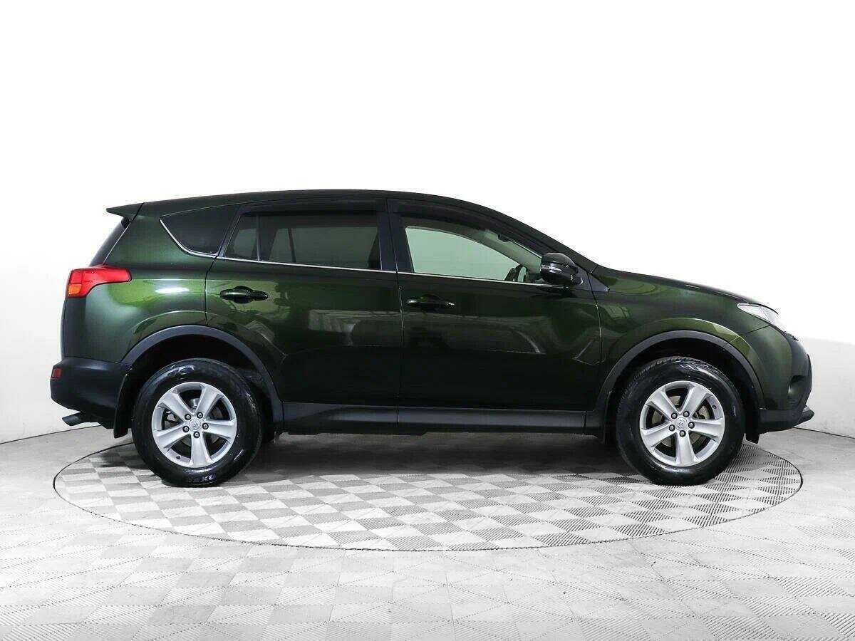 Купить Toyota RAV4 с пробегом. Фото: #3