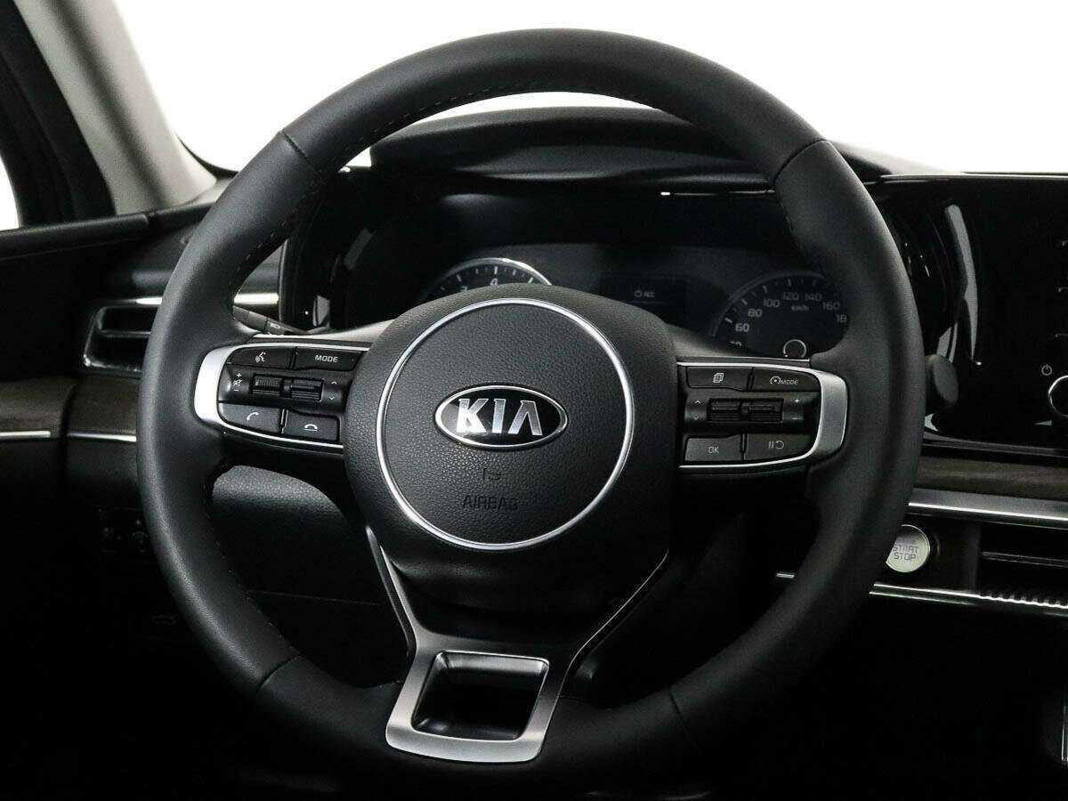 Купить Kia K5 с пробегом. Фото: #11