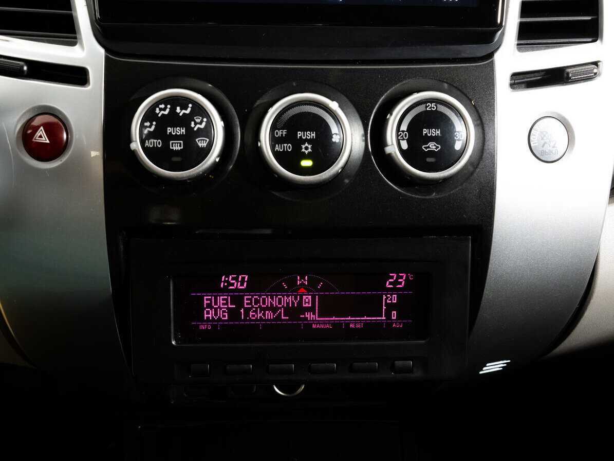 Купить Mitsubishi Pajero Sport с пробегом. Фото: #13