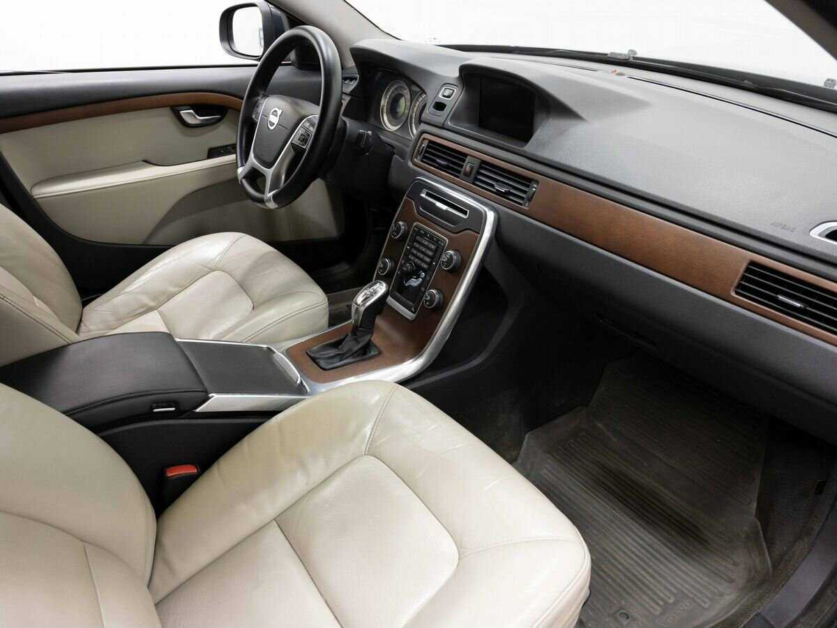 Купить Volvo S80 с пробегом. Фото: #10