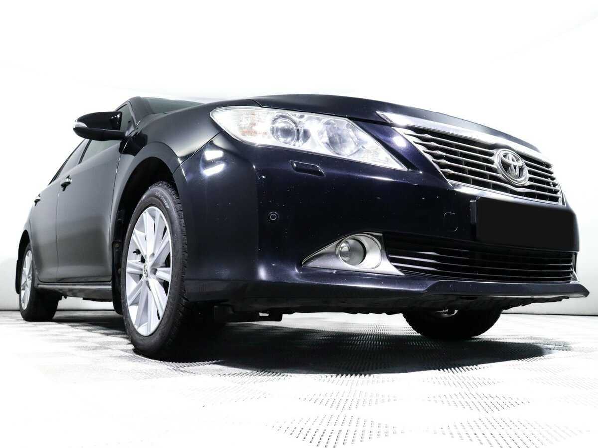 Купить Toyota Camry с пробегом. Фото: #18
