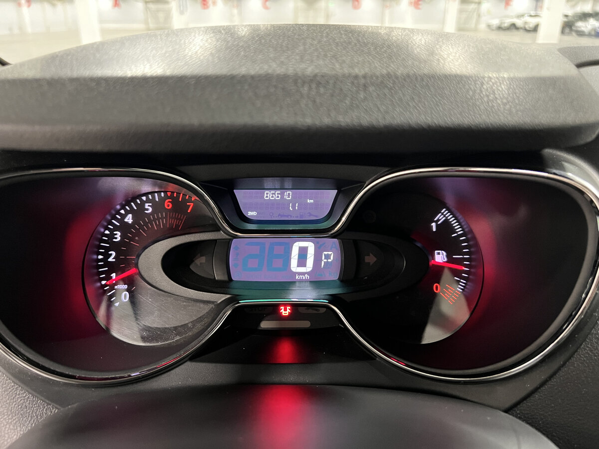 Купить Renault Kaptur с пробегом. Фото: #12