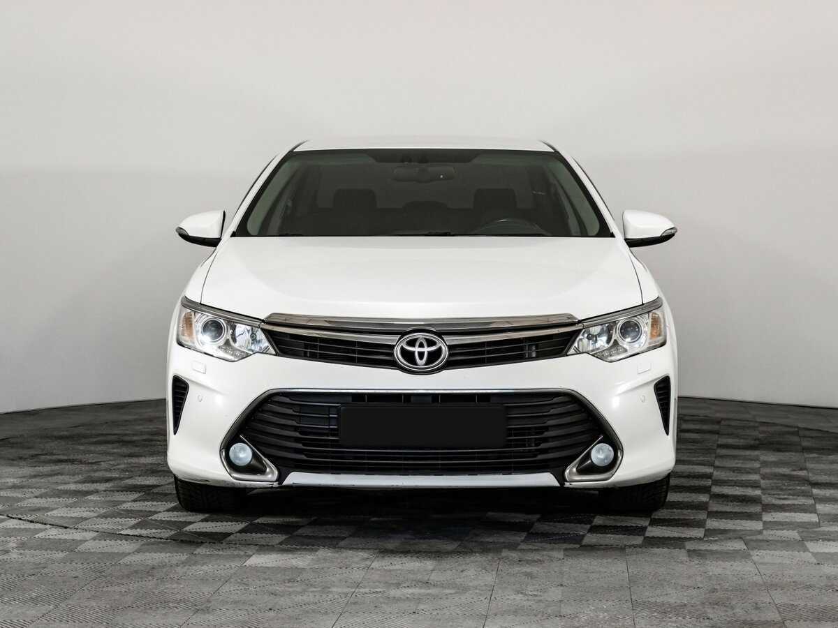 Купить Toyota Camry с пробегом. Фото: #1