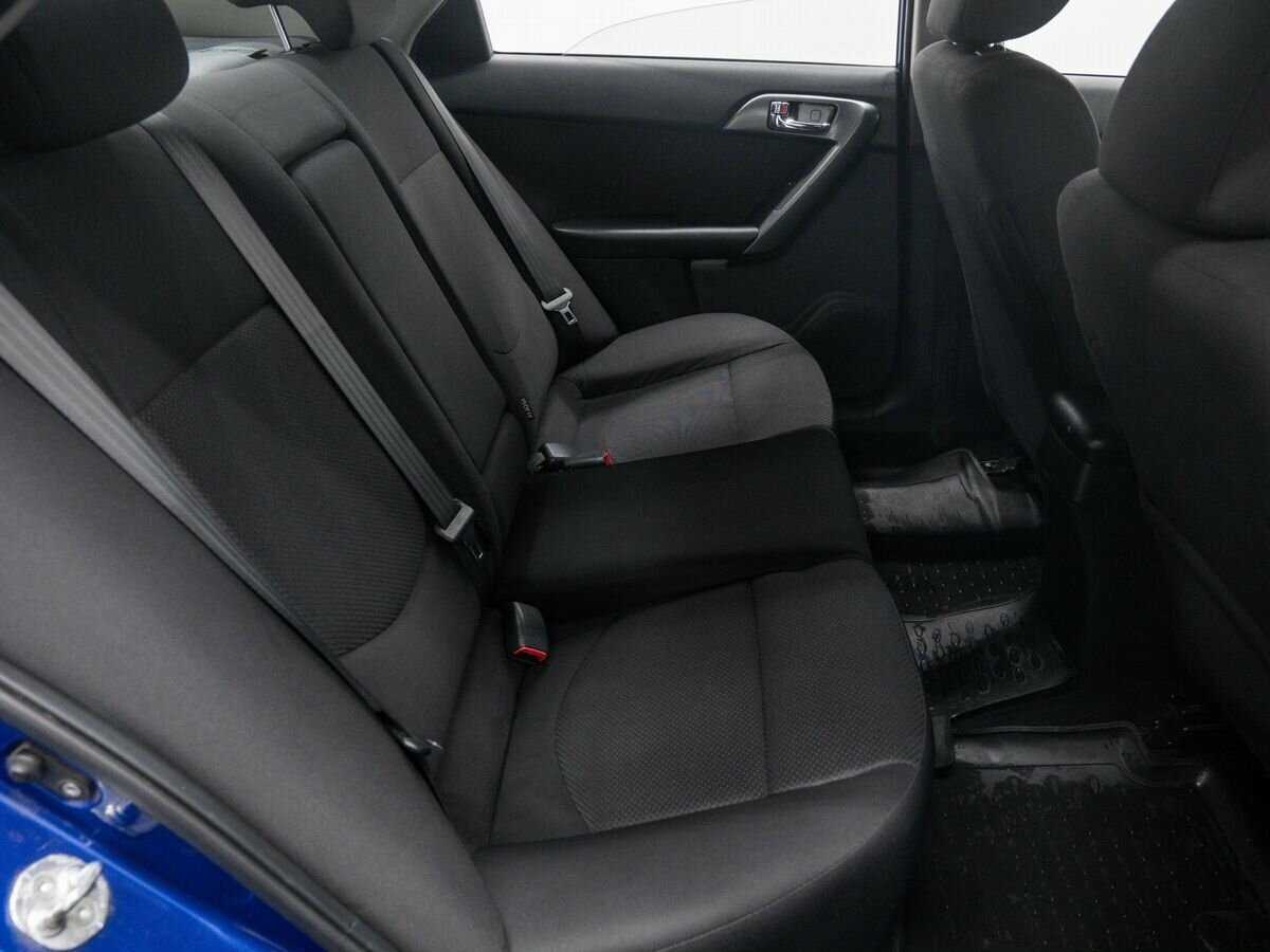 Купить Kia Cerato с пробегом. Фото: #8