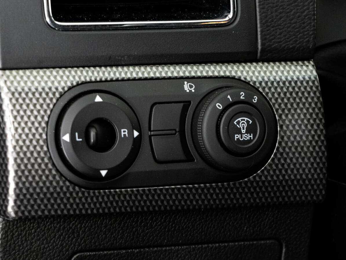 Купить Chevrolet Captiva с пробегом. Фото: #16