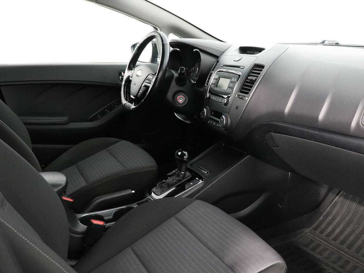 Купить Kia Cerato с пробегом. Фото: #8