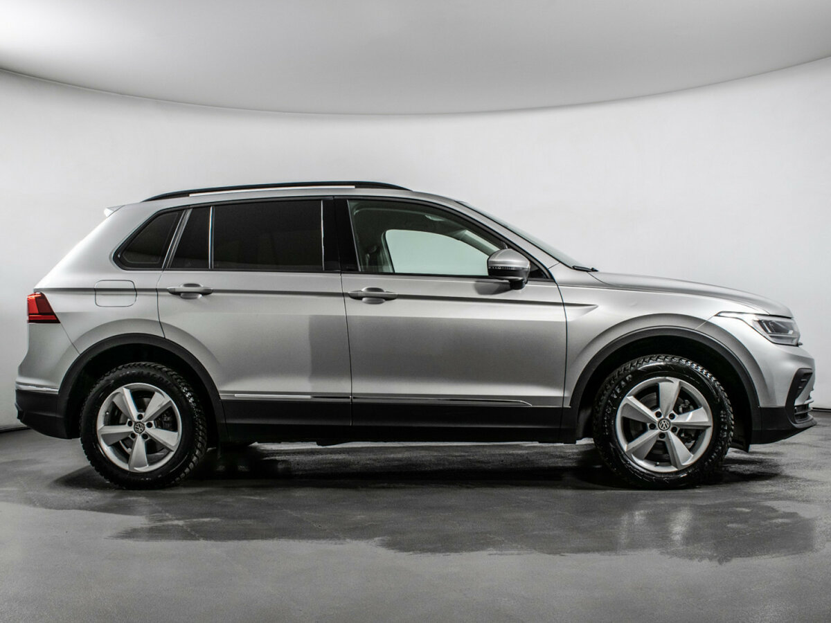 Купить Volkswagen Tiguan с пробегом. Фото: #3