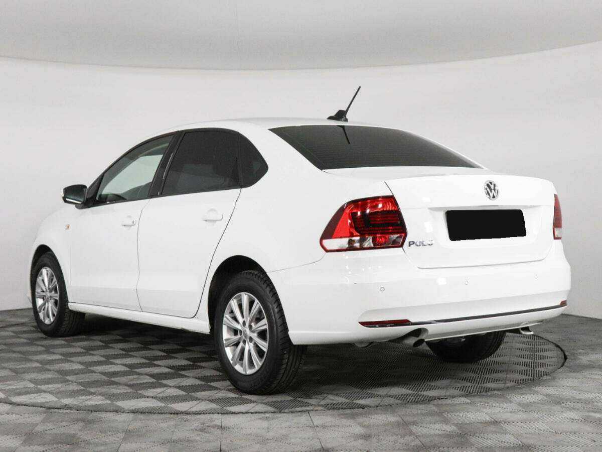 Купить Volkswagen Polo с пробегом. Фото: #6