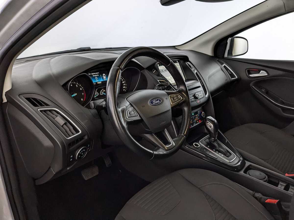 Купить Ford Focus с пробегом. Фото: #14