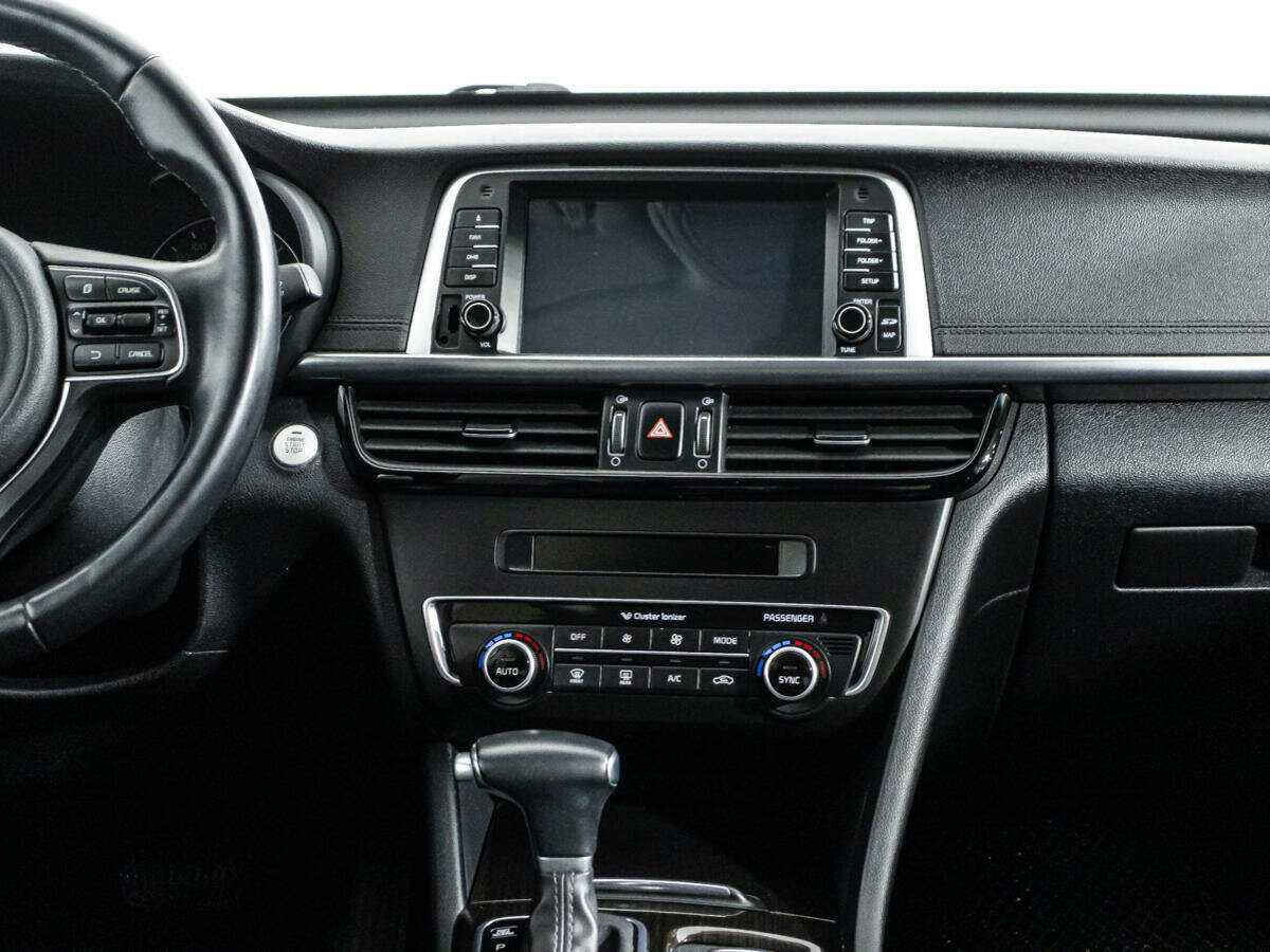 Купить Kia K5 с пробегом. Фото: #13