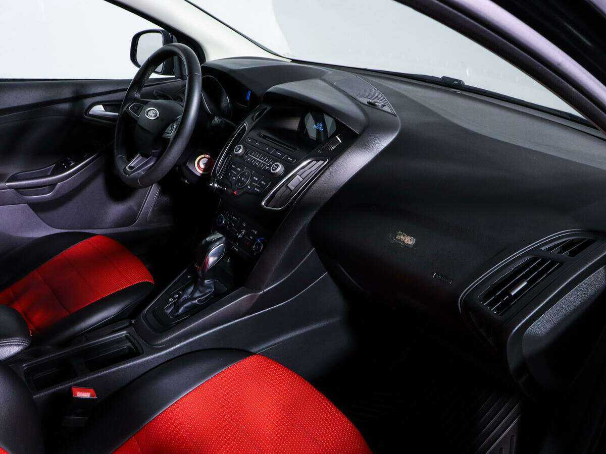 Купить Ford Focus с пробегом. Фото: #6