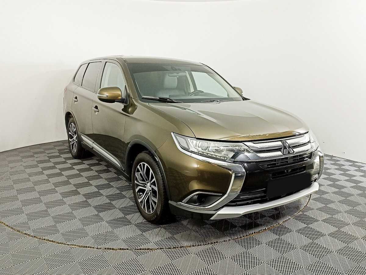 Купить Mitsubishi Outlander с пробегом. Фото: #2