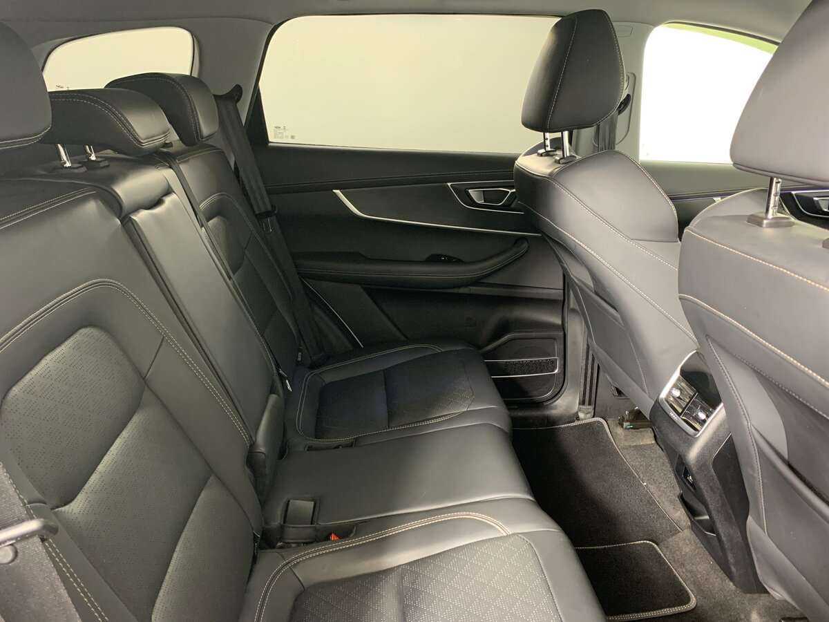 Купить Chery Tiggo 8 с пробегом. Фото: #17