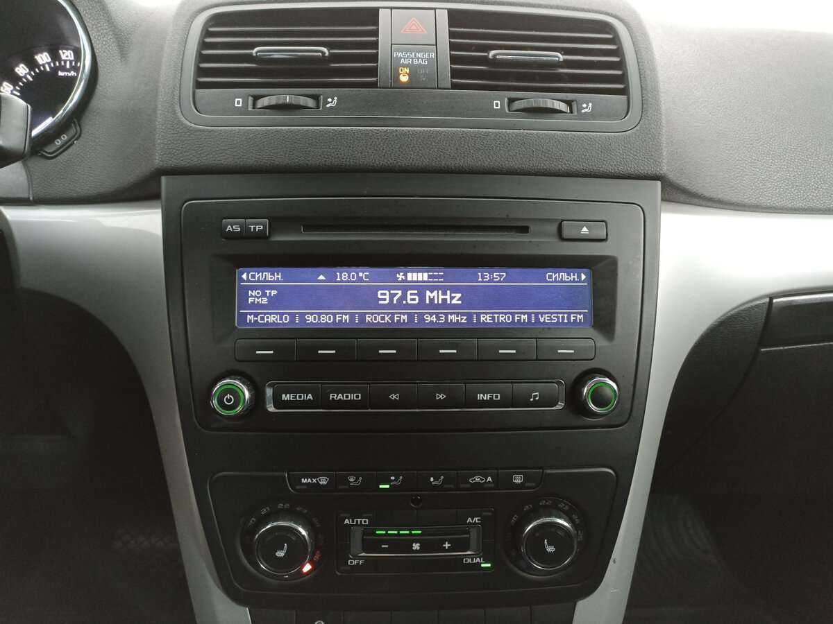 Купить Skoda Yeti с пробегом. Фото: #12