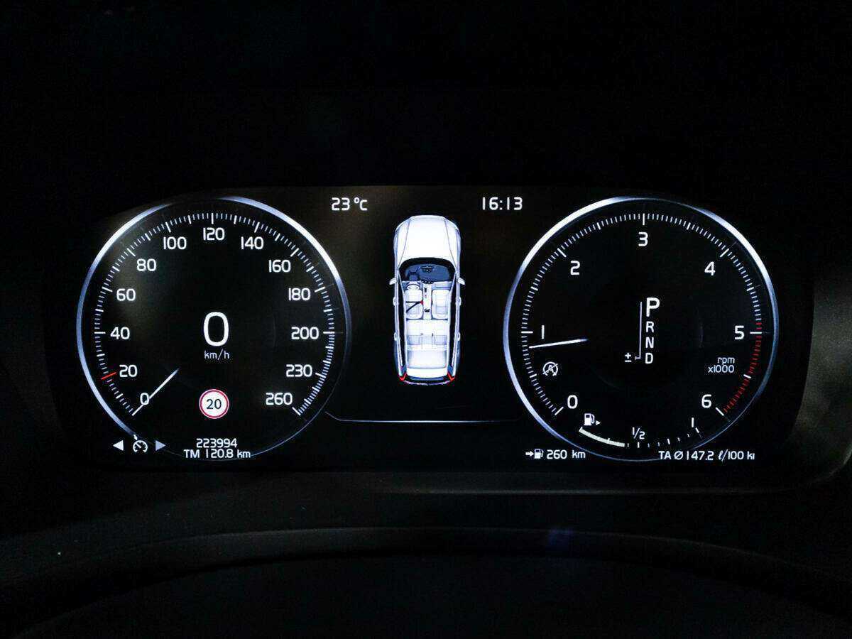 Купить Volvo V60 с пробегом. Фото: #11