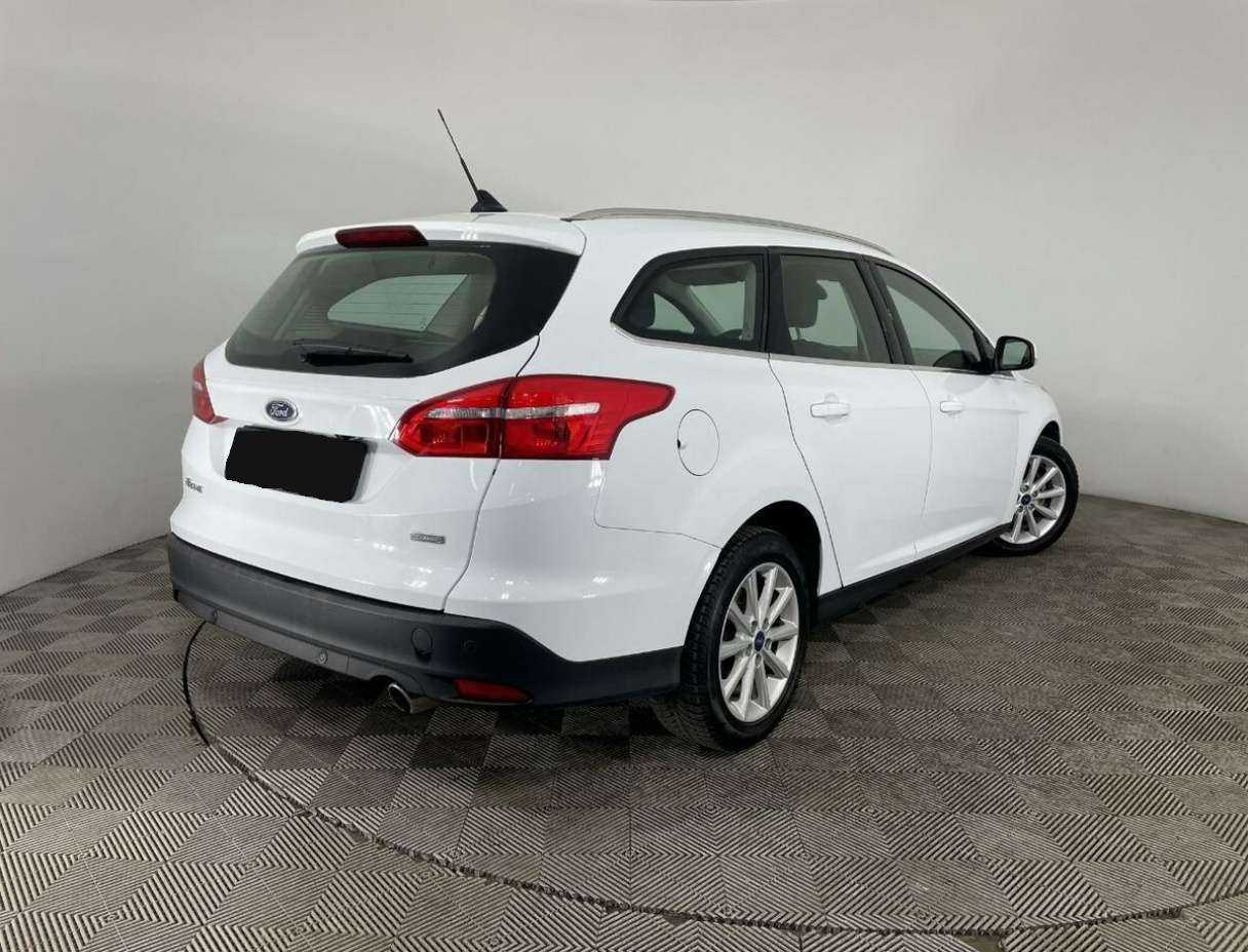 Купить Ford Focus с пробегом. Фото: #5