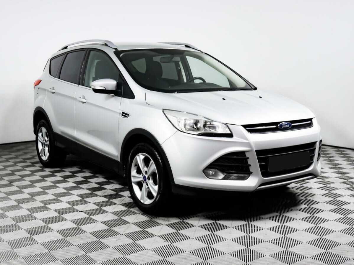 Купить Ford Kuga с пробегом. Фото: #2