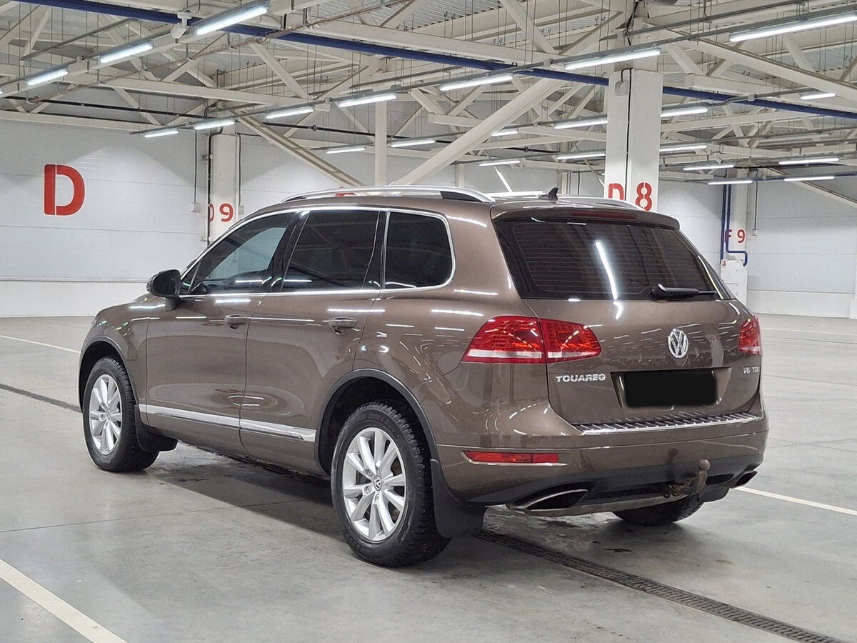 Купить Volkswagen Touareg с пробегом. Фото: #6