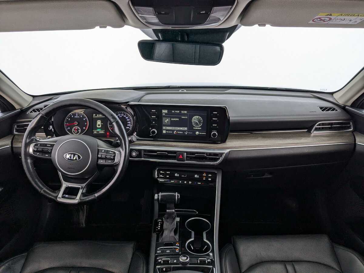 Купить Kia K5 с пробегом. Фото: #11