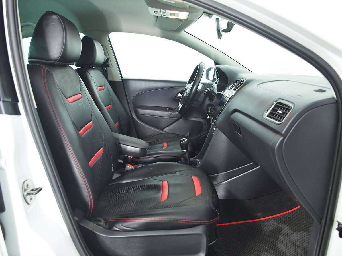 Купить Volkswagen Polo с пробегом. Фото: #10