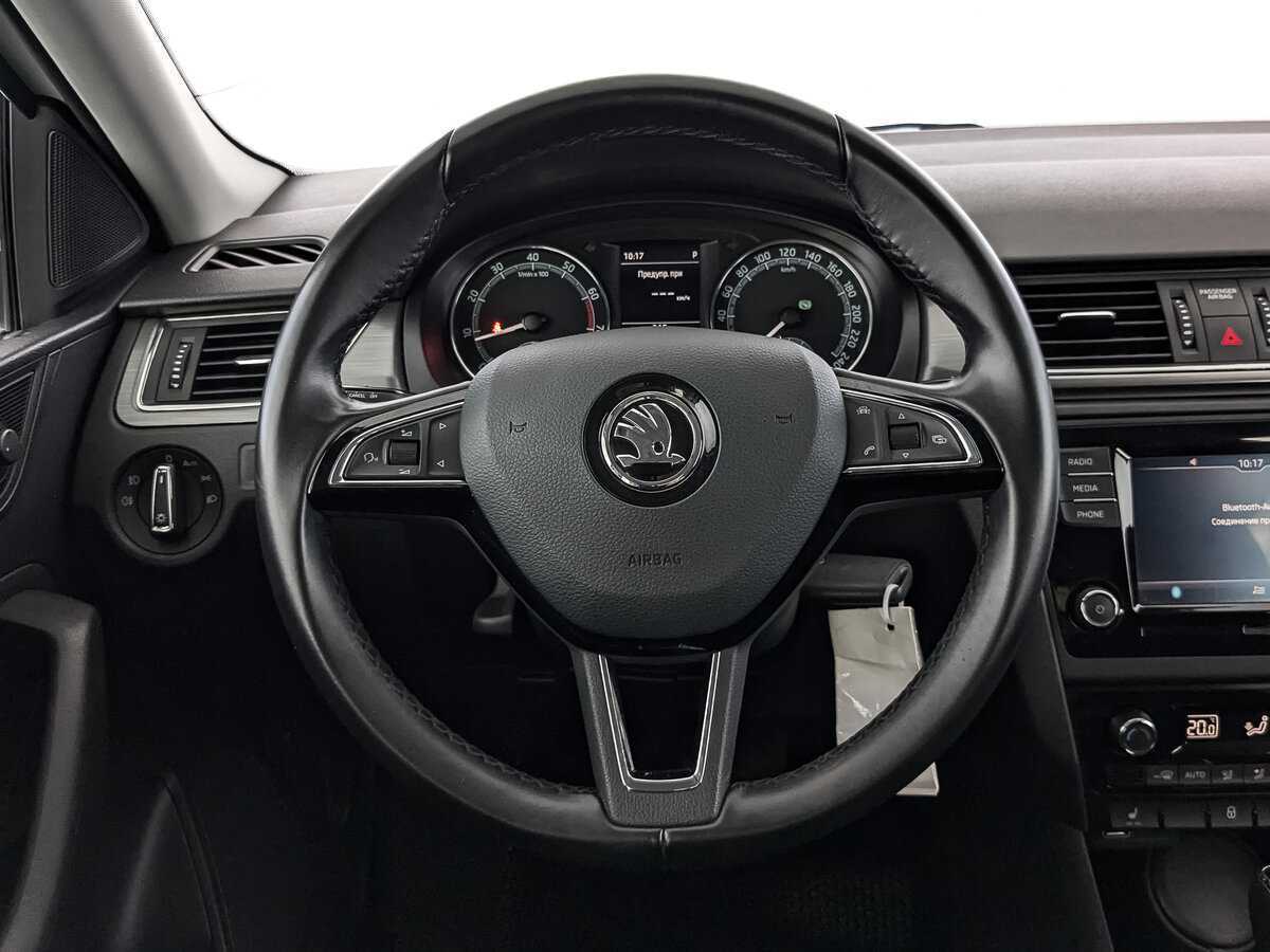 Купить Skoda Rapid с пробегом. Фото: #16