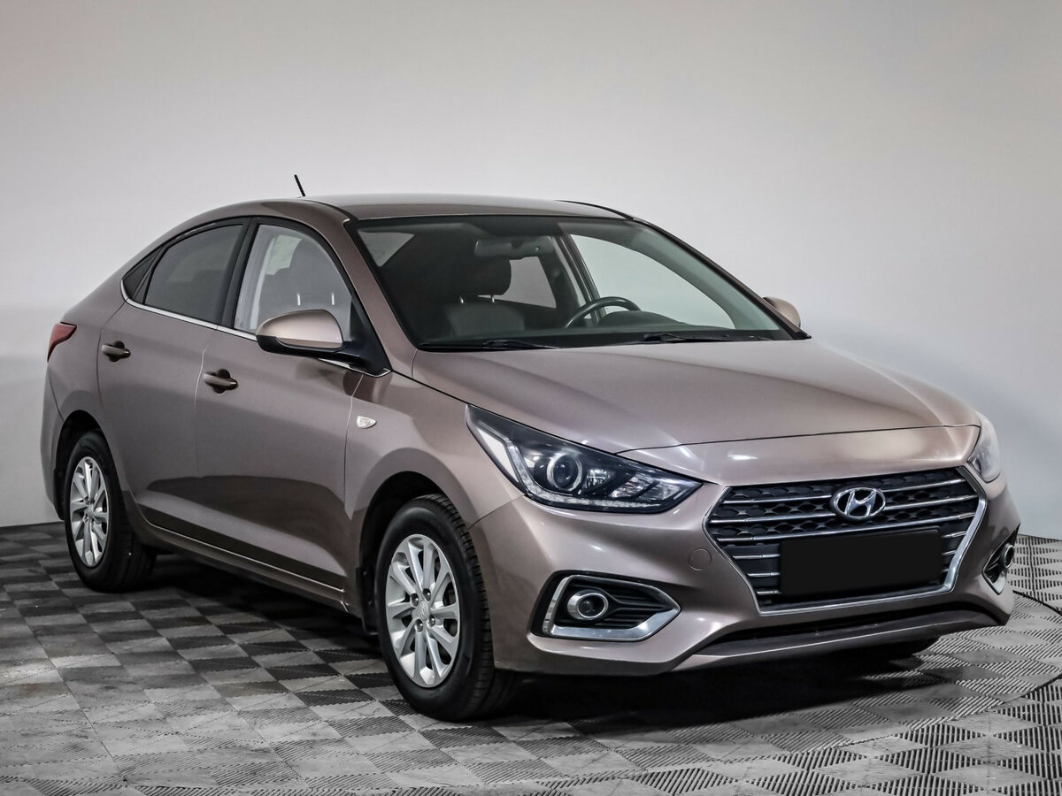 Купить Hyundai Solaris с пробегом. Фото: #2