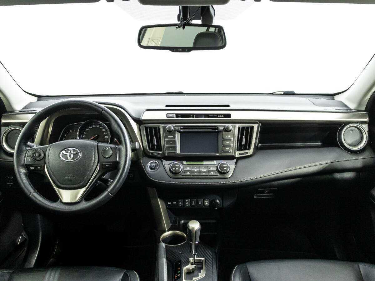 Купить Toyota RAV4 с пробегом. Фото: #12