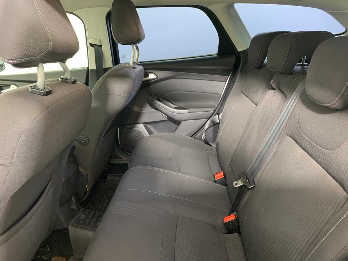 Купить Ford Focus с пробегом. Фото: #18