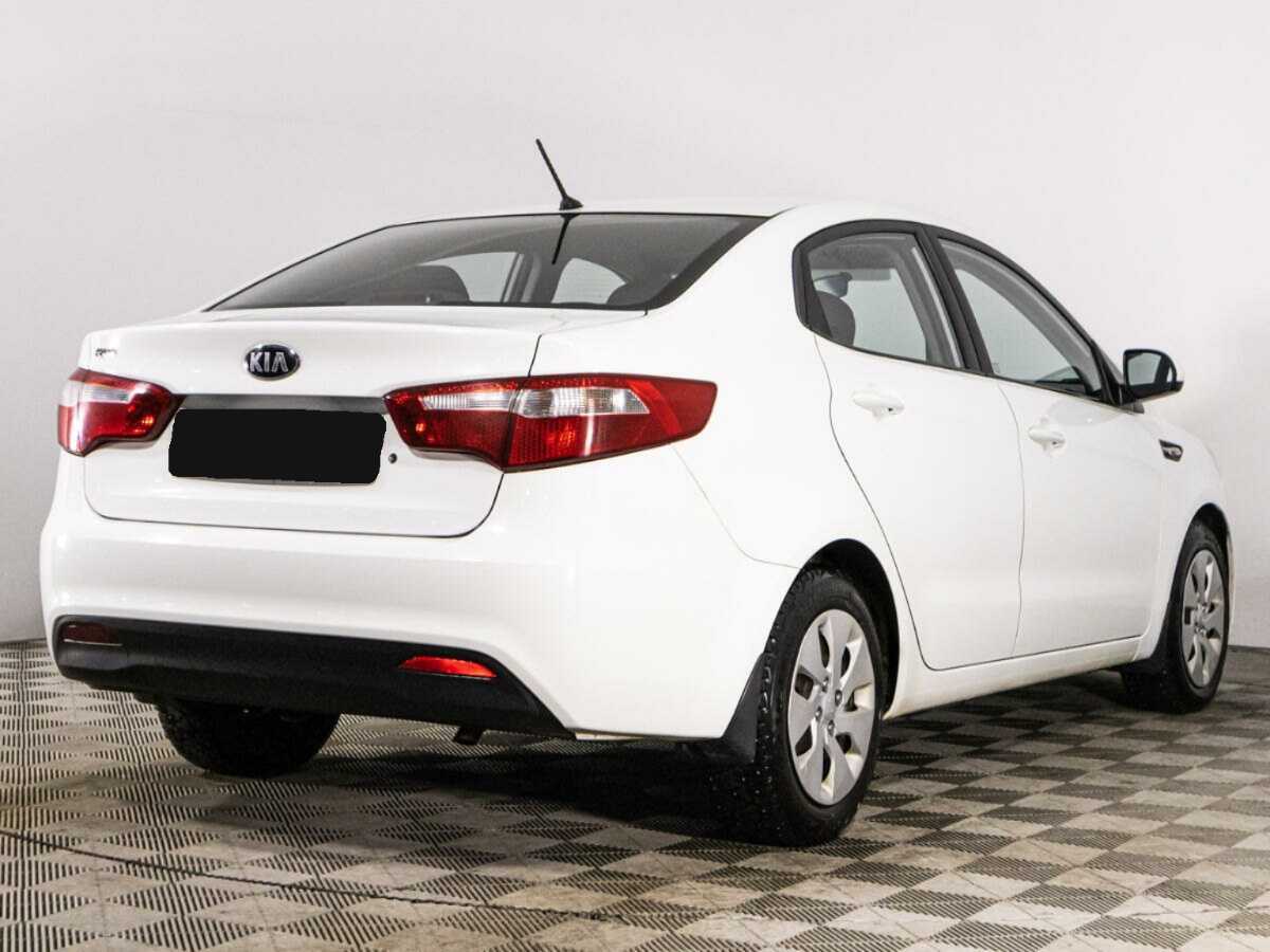 Купить Kia Rio с пробегом. Фото: #4
