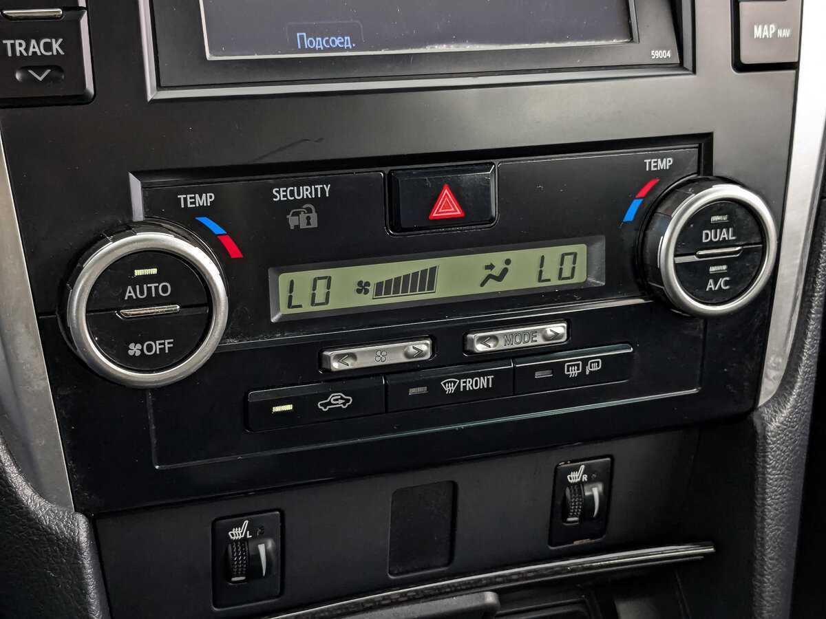 Купить Toyota Camry с пробегом. Фото: #16