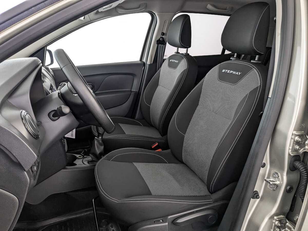 Купить Renault Sandero с пробегом. Фото: #15