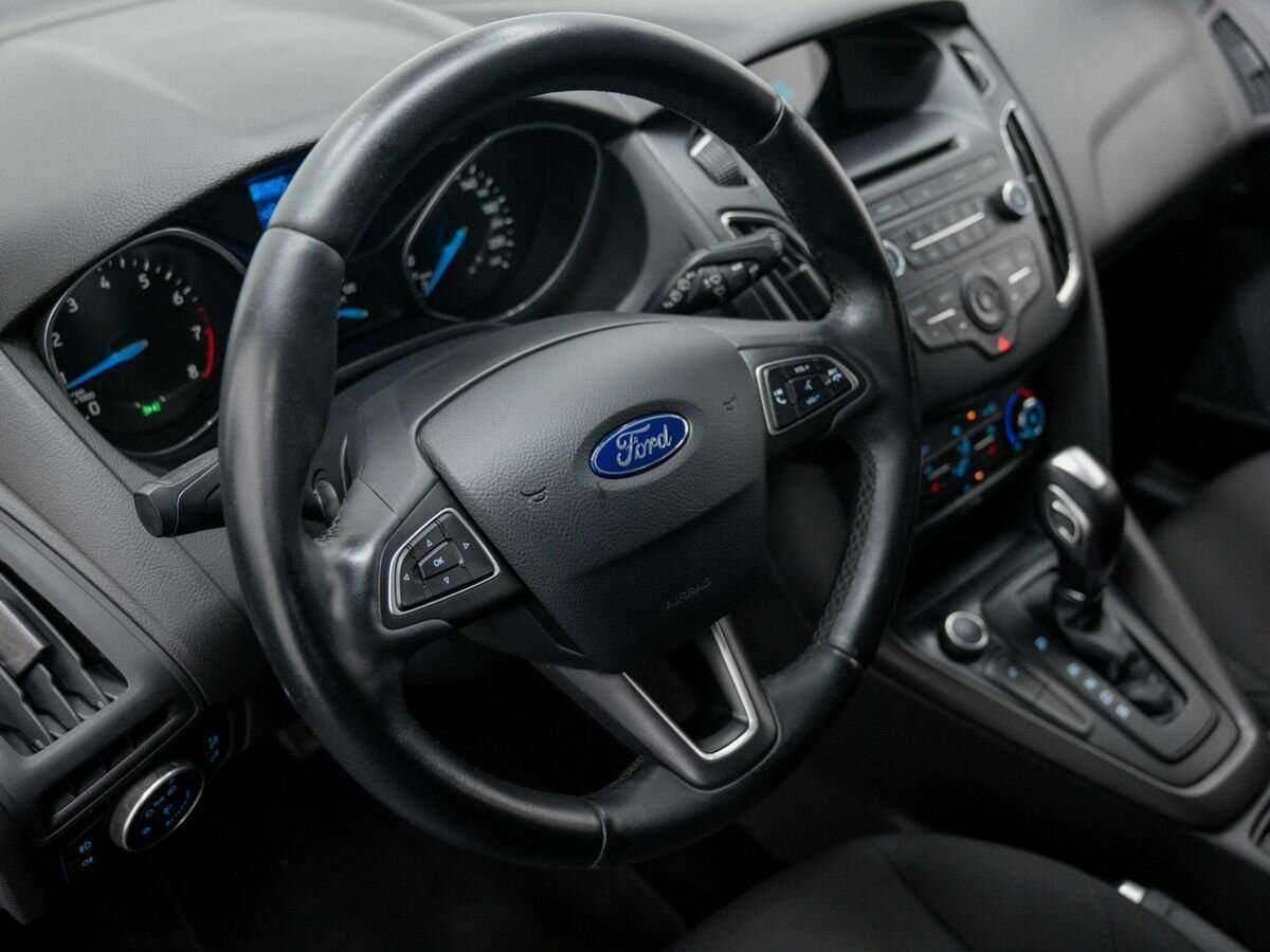 Купить Ford Focus с пробегом. Фото: #8