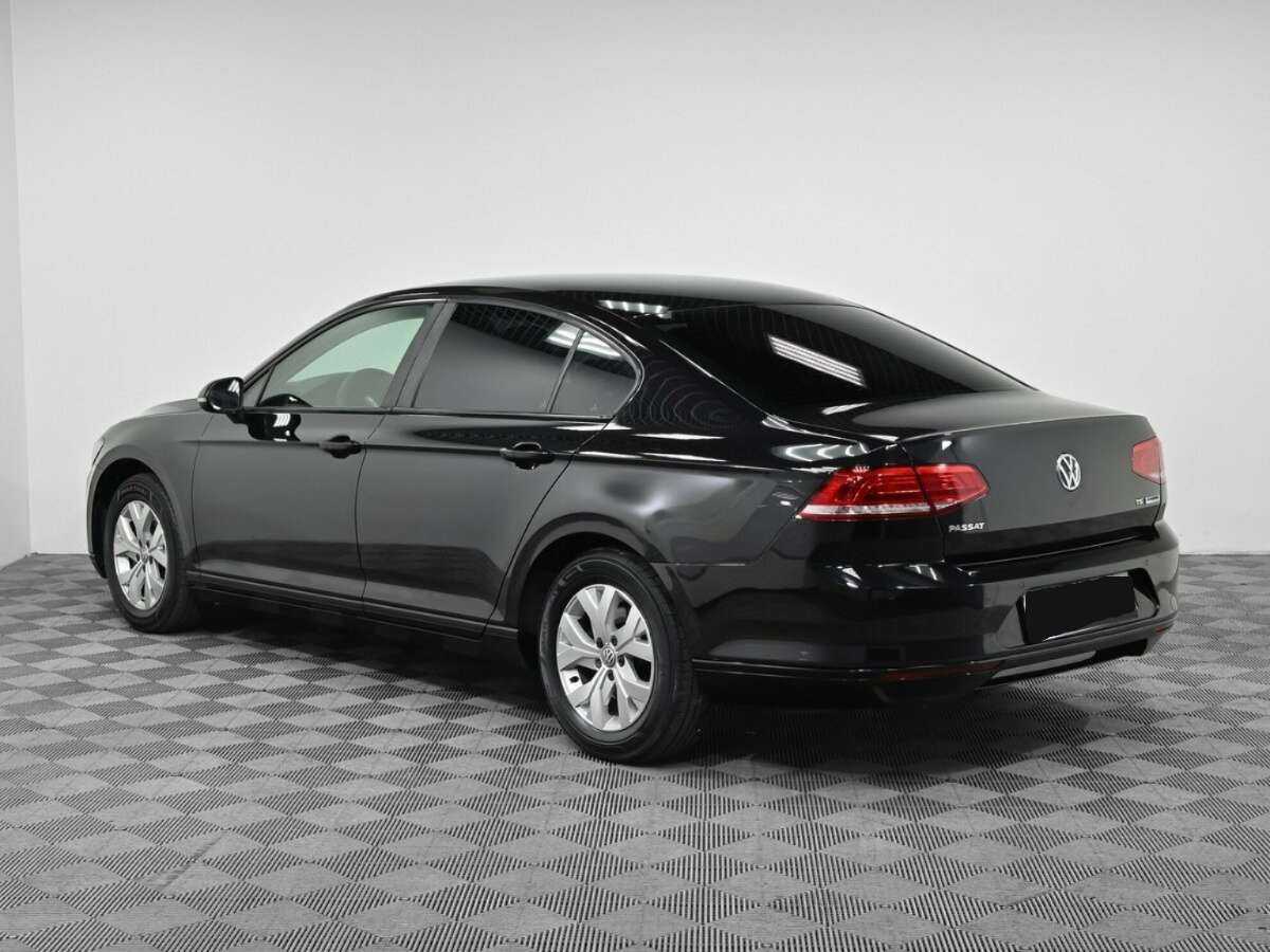 Купить Volkswagen Passat с пробегом. Фото: #3