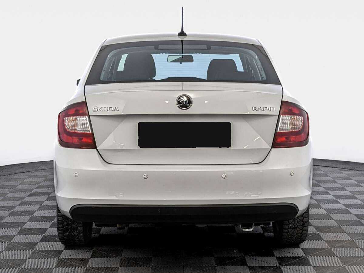 Купить Skoda Rapid с пробегом. Фото: #5