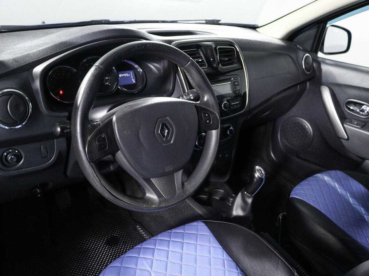 Купить Renault Sandero с пробегом. Фото: #11
