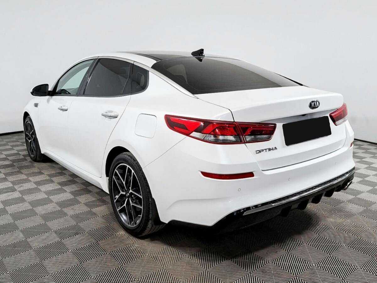 Купить Kia Optima с пробегом. Фото: #6